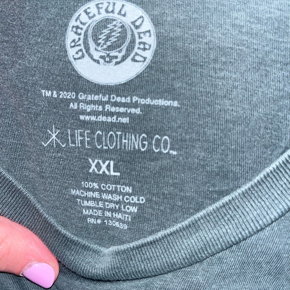 Earthbound Grateful Dead Graphic Tee - Picture 3 of 3